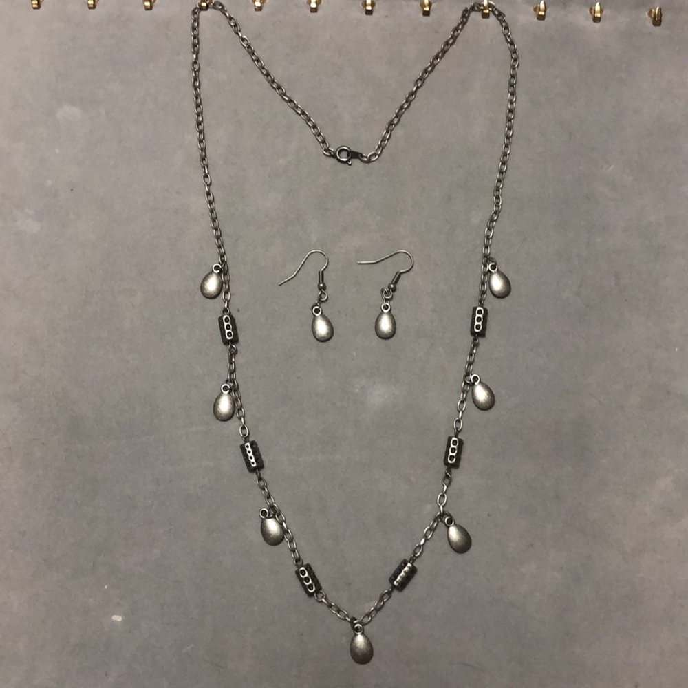Oxidized silver necklace& earrings
